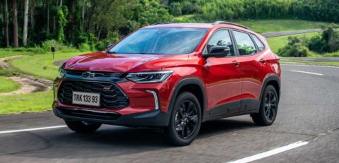 chevrolet-tracker-rs-2024